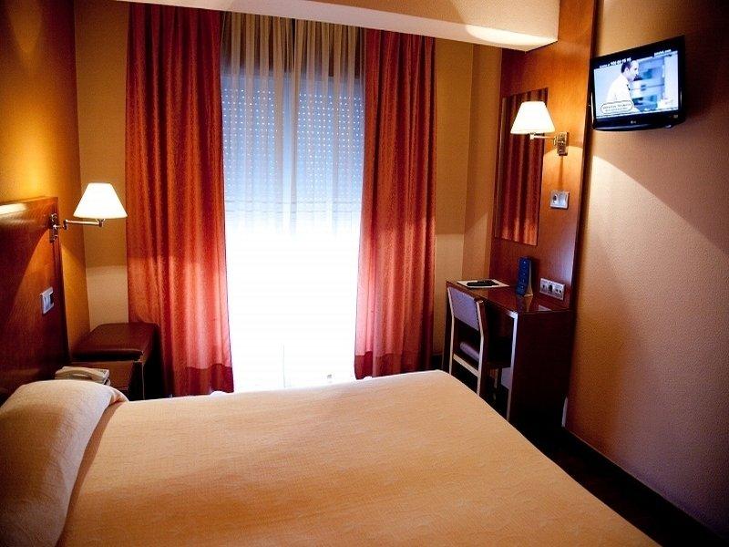 ホテル メヒコ Pr サンティアゴ・デ・コンポステーラ エクステリア 写真